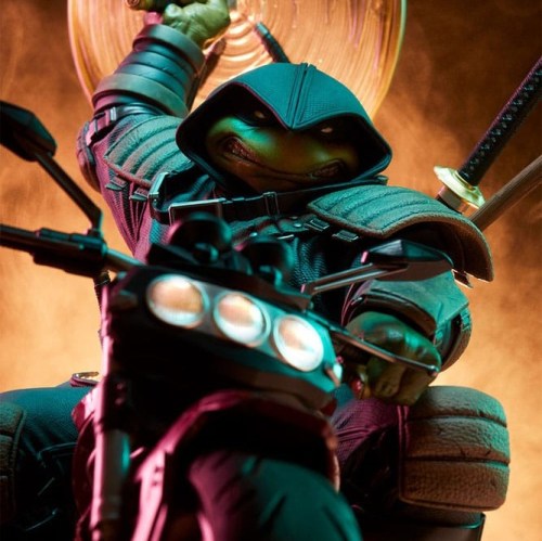 The Last Ronin On Bike Teenage Mutant Ninja Turtles 1/4 Statue by PCS